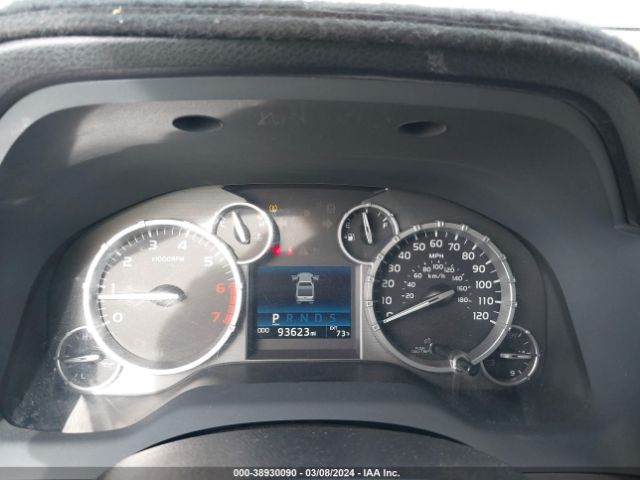 5TFEY5F15HX217560 Toyota Tundra Sr5 5.7l V8