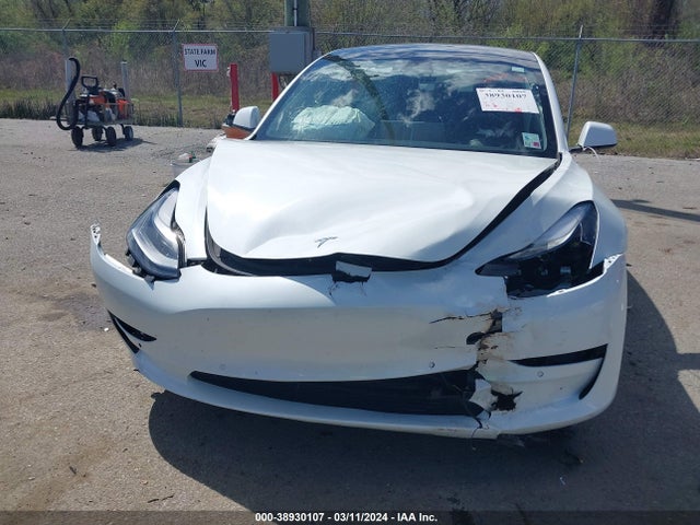 Tesla Model 3 Long Range Dual Motor All-wheel Drive 2022 5YJ3E1EB6NF128153 Image 12