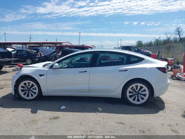 Tesla Model 3 Long Range Dual Motor All-wheel Drive 2022 5YJ3E1EB6NF128153 Image 14