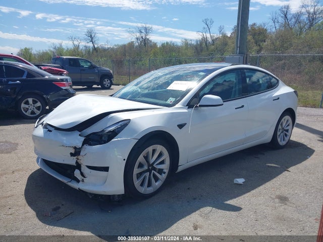 Tesla Model 3 Long Range Dual Motor All-wheel Drive 2022 5YJ3E1EB6NF128153 Image 2