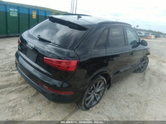 WA1HCCFS4JR033126 Audi Q3 2.0t Premium/2.0t Sport Premium