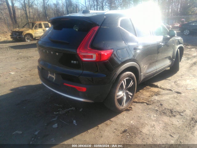 YV4L12UV7P2109661 Volvo Xc40 B5 Core
