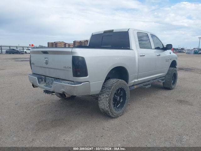 3C6RR7LTXHG523794 RAM 1500 Big Horn  4x4 5'7 Box