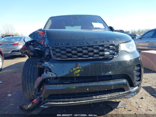 SALRT2RX2M2452965 Land Rover Discovery P300 S R-dynamic