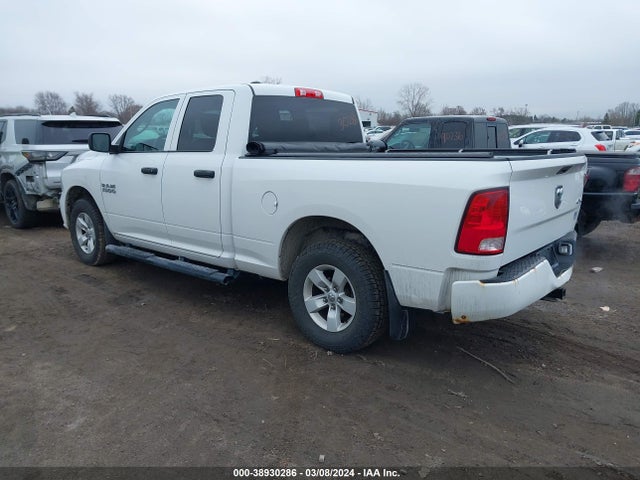 RAM 1500 Express Quad Cab 4x4 6'4 Box 2017 1C6RR7FG7HS793136 Image 3