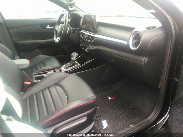 KIA FORTE GT 2022 3KPF44AC8NE467986 Image 5