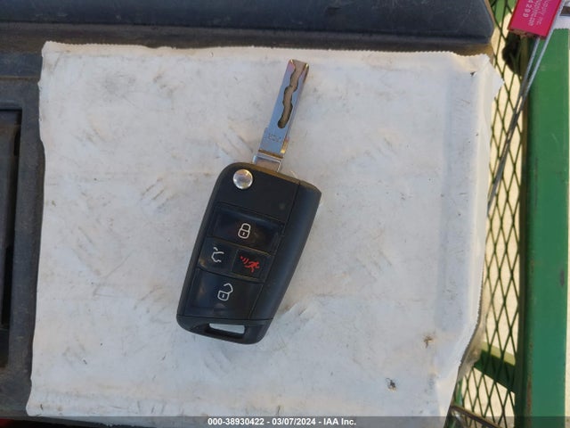 3VW2A7AU0FM102305 Volkswagen Golf Tdi Se 4-door