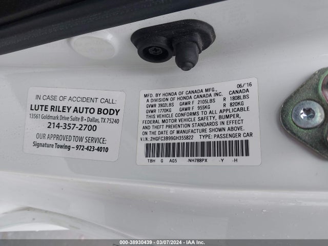 Honda Civic Touring 2016 2HGFC3B99GH355822 Image 9