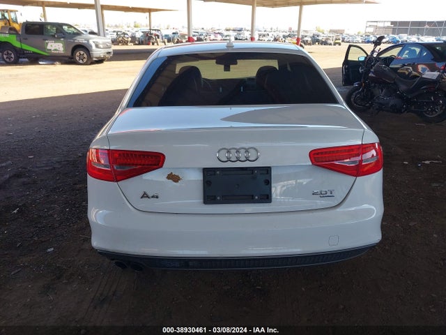 Audi A4 2.0t Premium 2014 WAUBFAFL8EN002584 Image 16