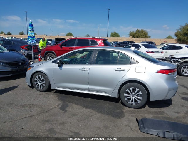 Toyota Corolla Hybrid Le 2022 JTDEAMDE6NJ049351 Image 14