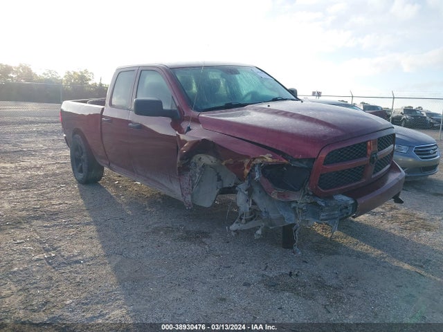 RAM 1500 Express Quad Cab 4x2 6'4 Box 2018 1C6RR6FG2JS280392 Image 1