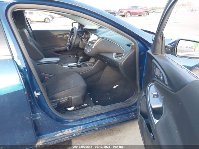 Chevrolet MALIBU LT 2019 1G1ZD5STXKF120039 Image 5