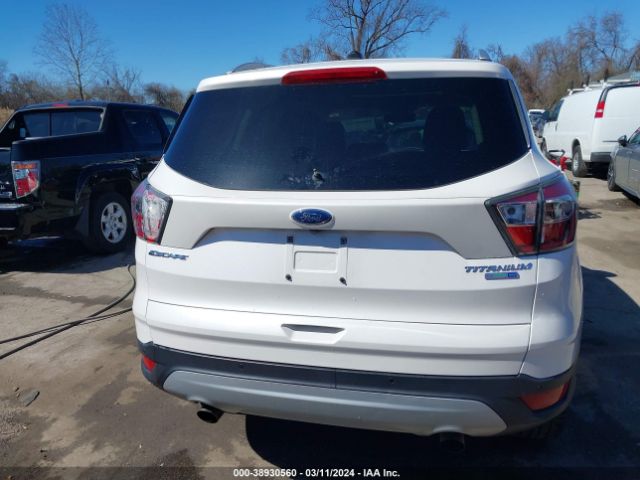1FMCU9J90HUA17769 Ford Escape Titanium