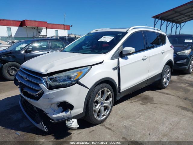 1FMCU9J90HUA17769 Ford Escape Titanium