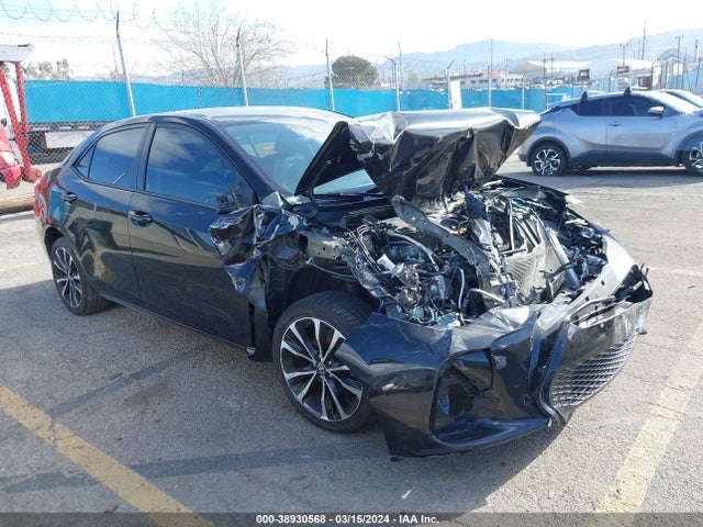 Toyota COROLLA SE 2017 5YFBURHE3HP701764 Image 1