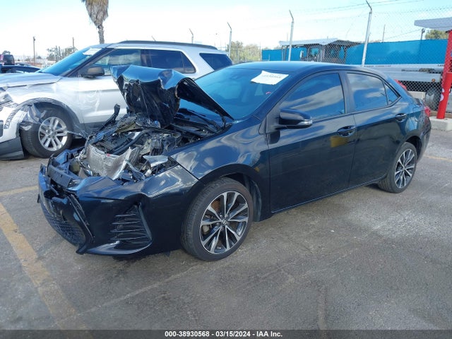 Toyota COROLLA SE 2017 5YFBURHE3HP701764 Image 2