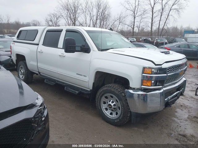 2019 1GC1KSEY4KF262743 main image