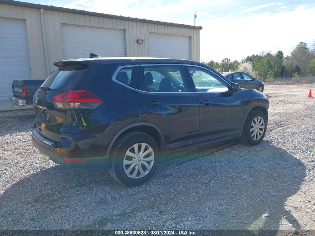 Nissan ROGUE S 2017 KNMAT2MT4HP605315 Image 4