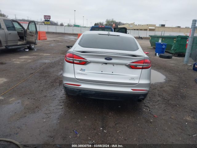 3FA6P0HD4KR243347 Ford FUSION SE