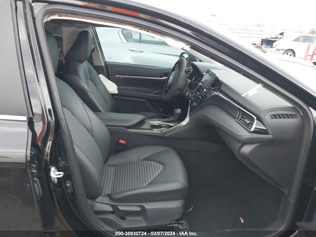 Toyota CAMRY SE 2022 4T1G11AK0NU657359 Image 5