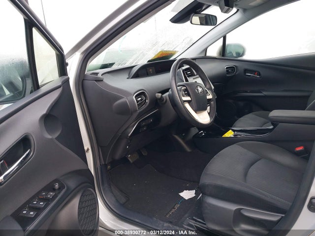 Toyota Prius Prime Plus 2017 JTDKARFP3H3035432 Image 5