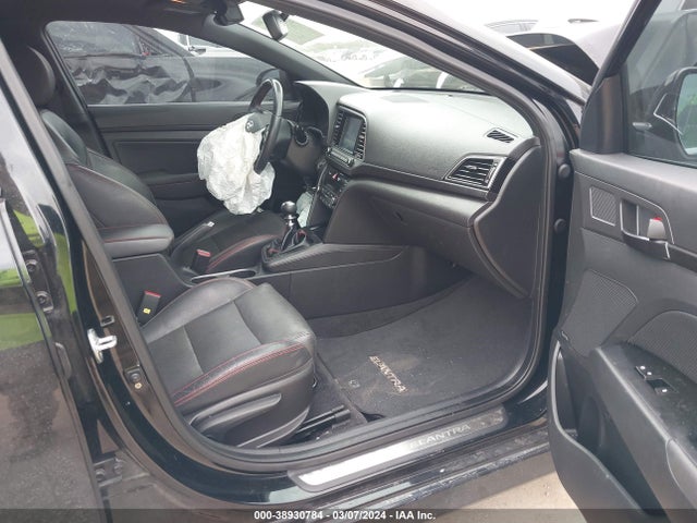 38930784 :رقم المزاد ، KMHD04LB5HU352013 vin ، 2017 Hyundai Elantra Sport مزاد بيع