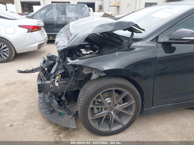 38930784 :رقم المزاد ، KMHD04LB5HU352013 vin ، 2017 Hyundai Elantra Sport مزاد بيع