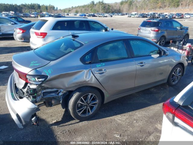 3KPF24AD0PE583779 KIA Forte Lxs