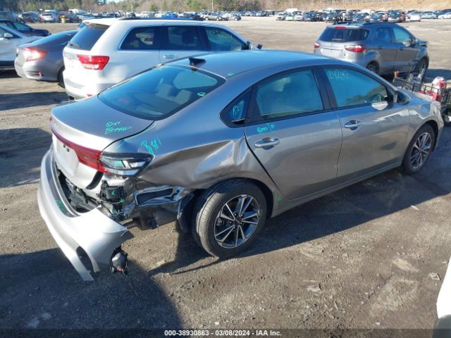 3KPF24AD0PE583779 KIA Forte Lxs