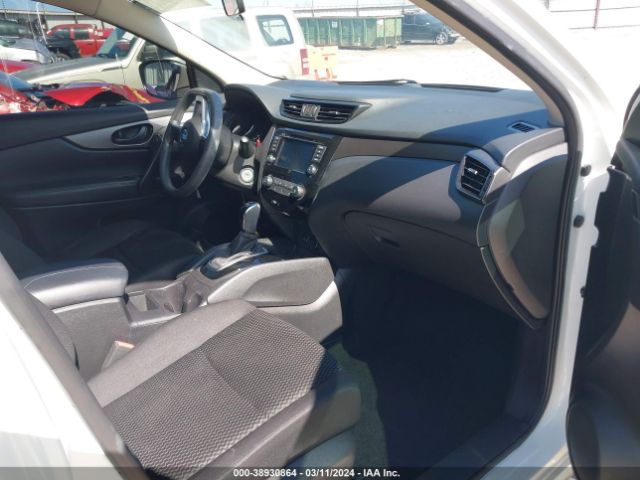 JN1BJ1CP5KW226591 Nissan Rogue Sport S