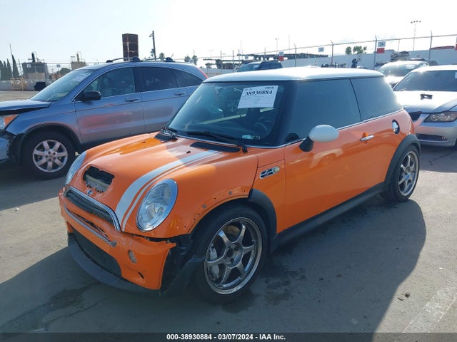 2004 MINI COOPER S WMWRE33484TD86986 Photo 1