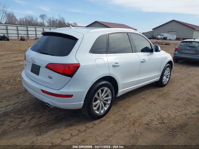 WA1LFAFPXFA070625 Audi Q5 2.0t Premium