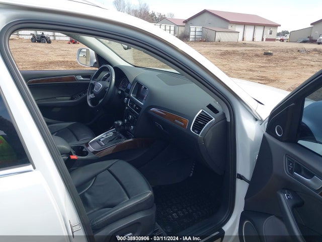 WA1LFAFPXFA070625 Audi Q5 2.0t Premium