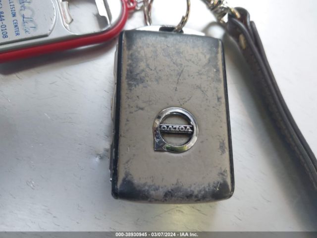7JRA22TL7KG002310 Volvo S60 T6 Inscription