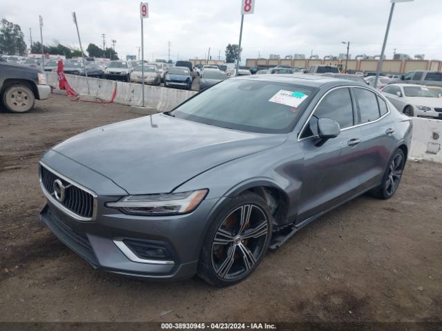 7JRA22TL7KG002310 Volvo S60 T6 Inscription
