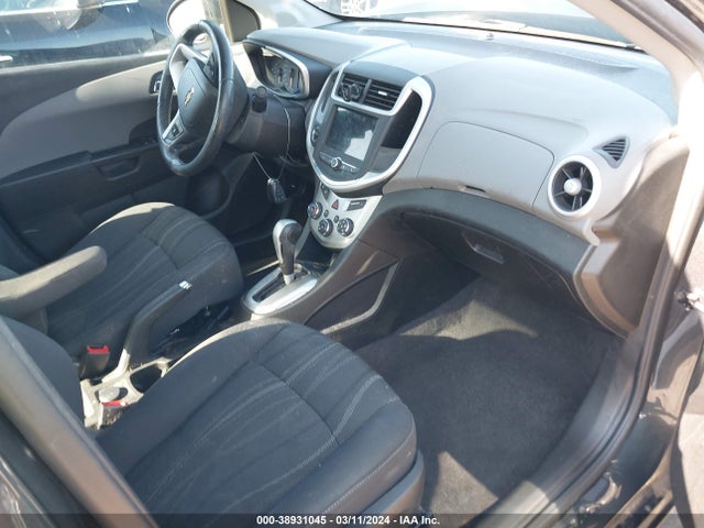 Chevrolet Sonic Lt Auto 2018 1G1JD5SH5J4123840 Image 5