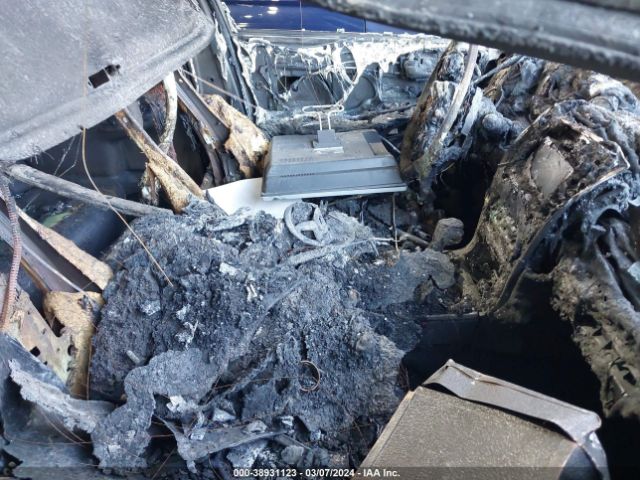 4T1BF1FK4HU443127 Toyota CAMRY SE