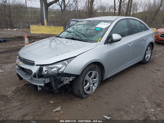 Chevrolet Cruze 1lt Auto 2015 1G1PC5SB6F7283188 Image 2