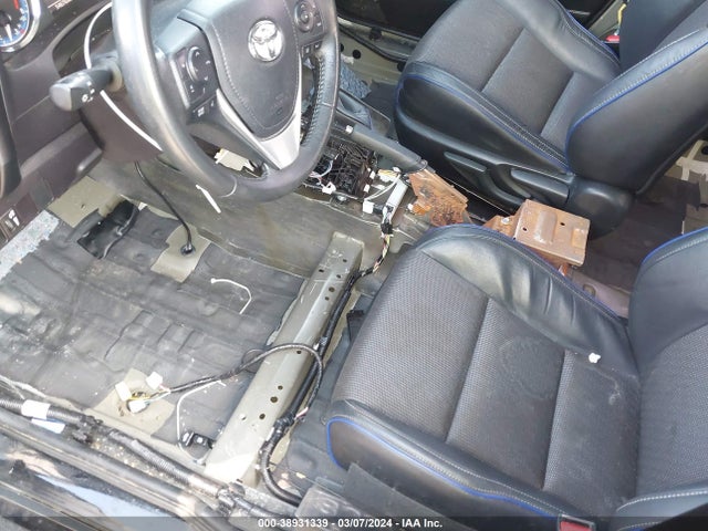 Toyota COROLLA SE 2019 5YFBURHE4KP915895 Image 6