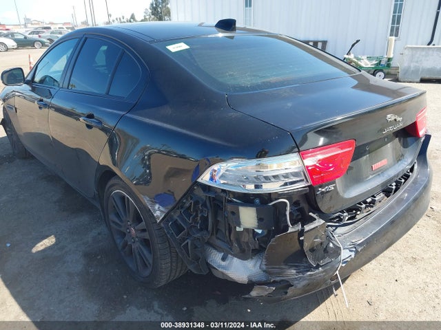 SAJAE4BN6HA952613 Jaguar Xe 20d Prestige