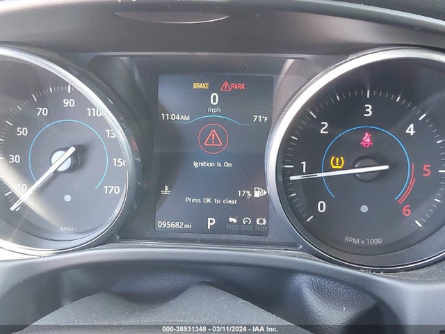 2017 JAGUAR XE SAJAE4BN6HA952613 Photo 6