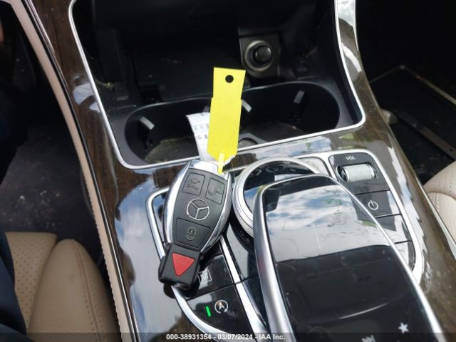 WDC0G4JB4HF130742 Mercedes-Benz GLC 300