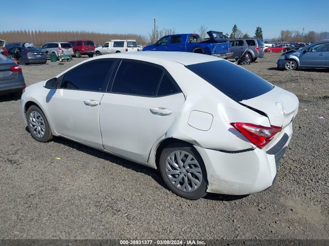 Toyota COROLLA LE 2017 5YFBURHE9HP704619 Image 3