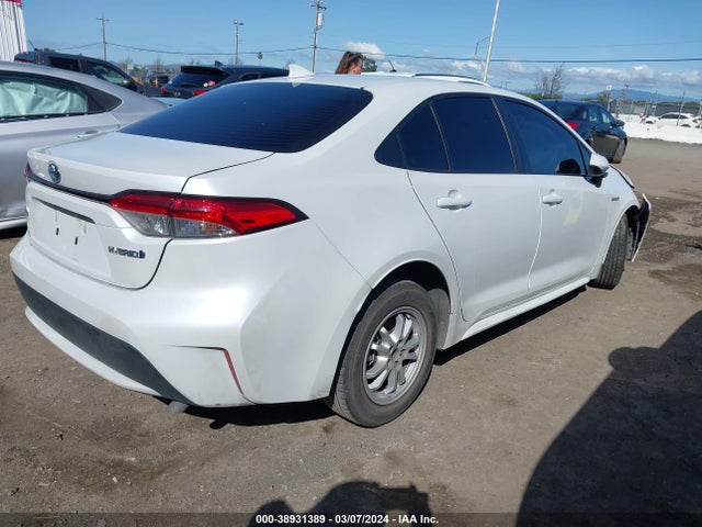 Toyota Corolla Hybrid Le 2022 JTDEAMDE8N3000687 Image 4