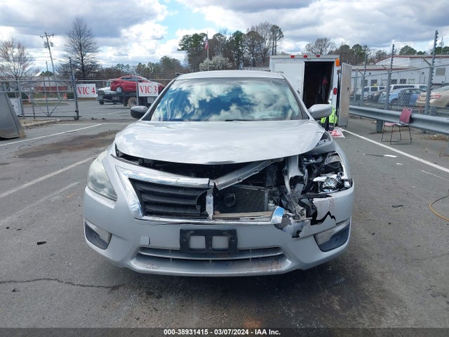 Nissan Altima 2.5 S 2015 1N4AL3AP7FC594169 Image 12