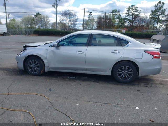 Nissan Altima 2.5 S 2015 1N4AL3AP7FC594169 Image 14