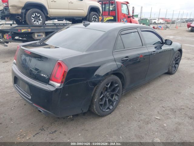 2C3CCABG0KH548457 Chrysler 300 300s