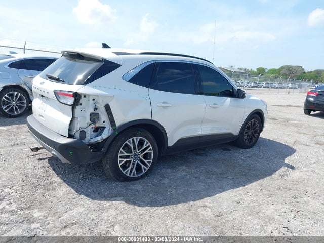 Ford ESCAPE SEL 2021 1FMCU0H67MUA57414 Image 4