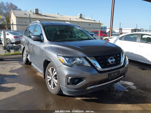 Nissan Pathfinder S 2019 5N1DR2MN8KC624702 Image 1