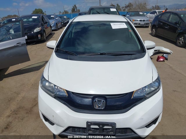 Honda FIT LX 2015 3HGGK5H50FM784533 Image 13
